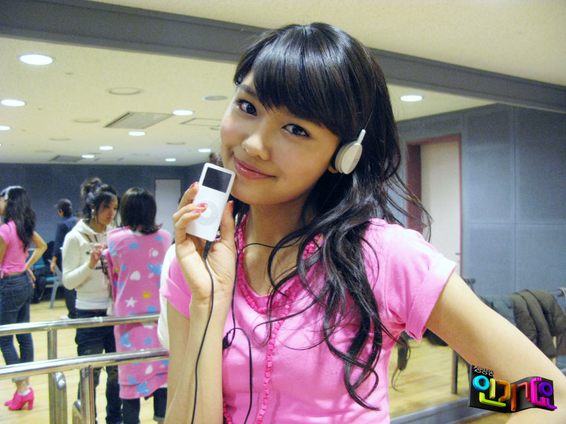 http://www.girlsgen.com/gallery/plog-content/images/sooyoung/sooyoung-photos-1/snsd-sooyoung-0182.jpg